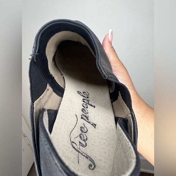 Free People x Lavorazione Artigiana Black Leather Ankle Bootie/Convertible Mules - Picture 11 of 16